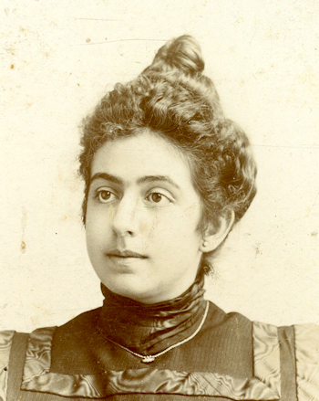D. Mariana Muller Belard (1875-antes 1927), c. 1895